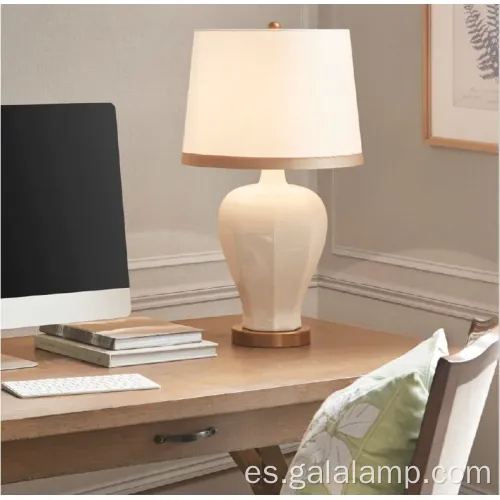 Elegante lámpara de mesa de cerámica clásica americana